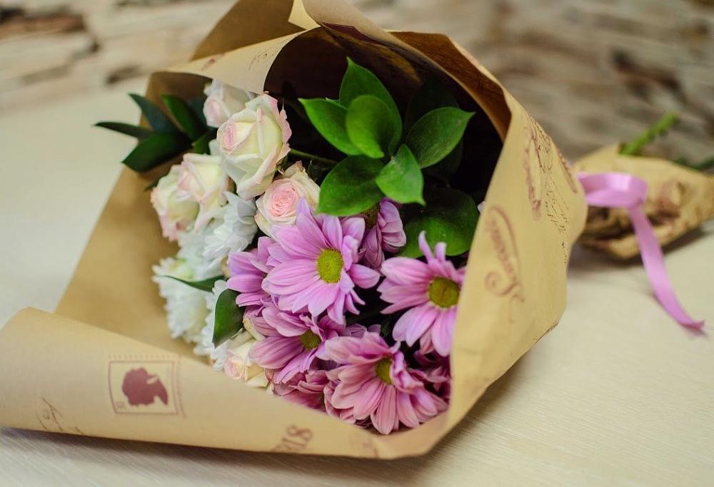 Букет цветов из: Розы и Хризантемы в Баймаке