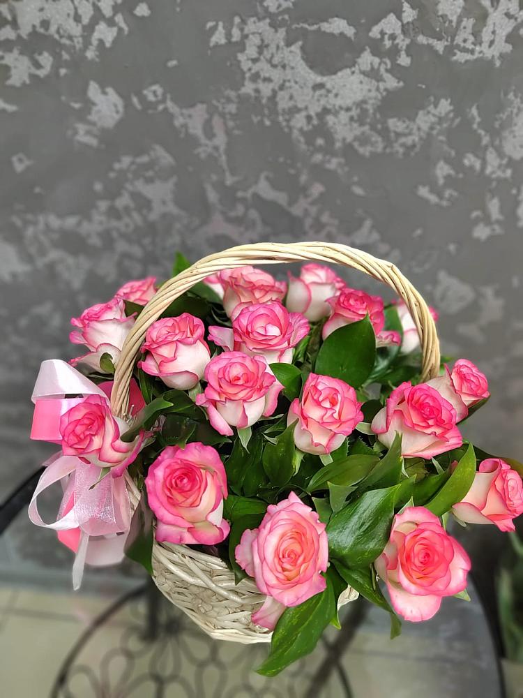Цветочная композиция из Розы в корзине в Баймаке