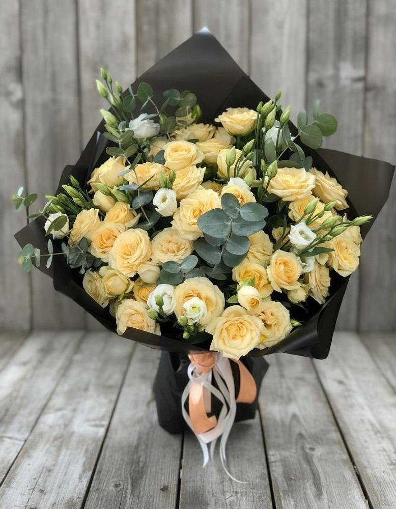 Букет цветов из: Розы и Лизиантусы в Баймаке