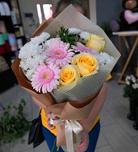 Букет цветов из:  Герберы, Розы и Хризантемы в Баймаке