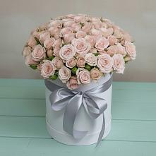 Цветочная композиция из Розы в шляпной коробке в Баймаке