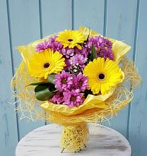 Букет цветов из:  Хризантемы и Герберы в Баймаке