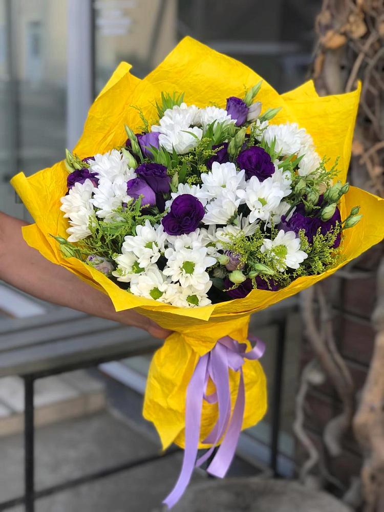 Букет цветов из: Ирисы, Хризантемы и Ромашки в Баймаке