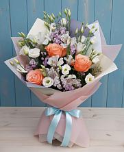 Букет цветов из:  Лизиантусы, Розы, Альстромерии и Гипсофила в Баймаке