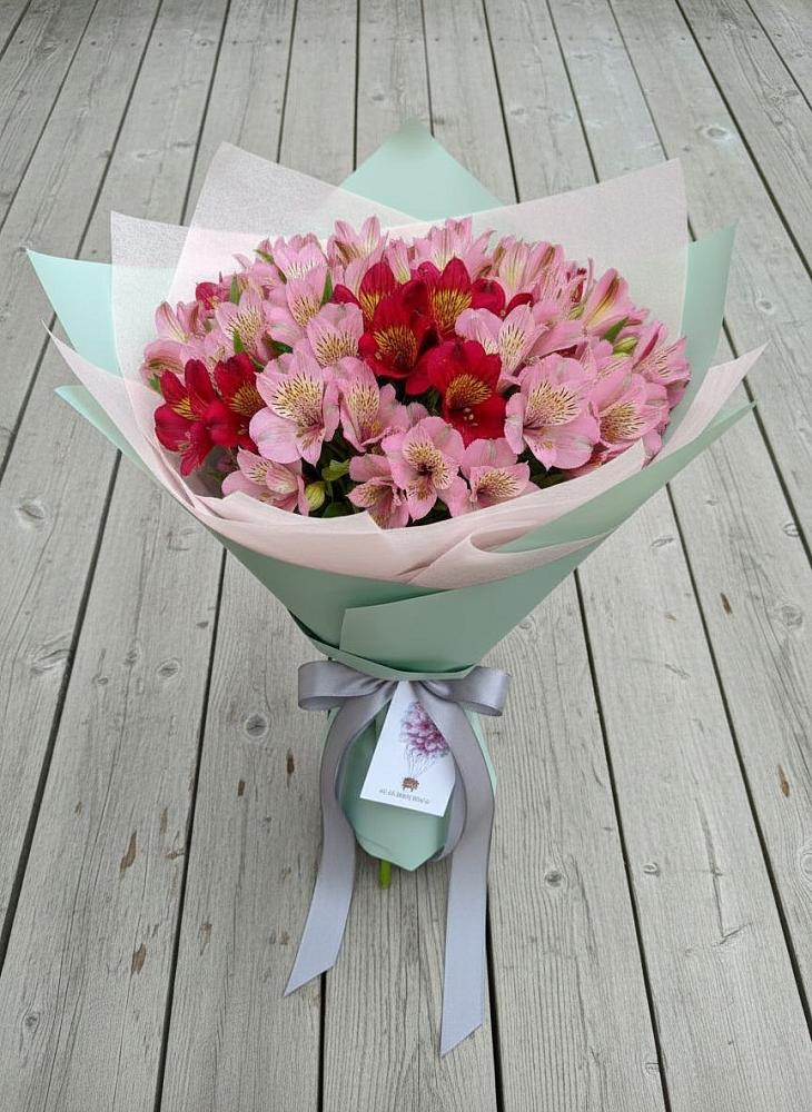 Букет цветов из: Альстромерии в Баймаке