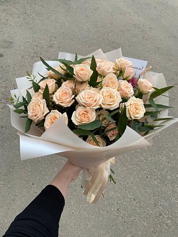Букет Кремовые розы Латте в Баймаке