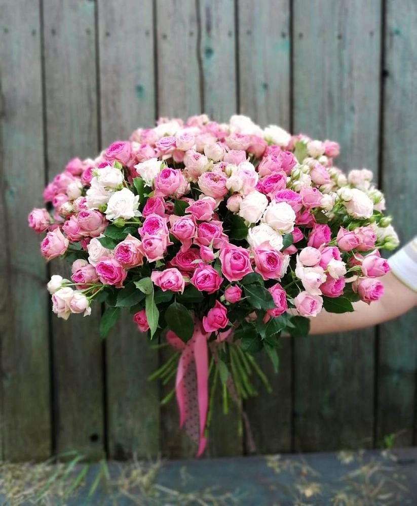 Букет Розовые кустовые розы Натали и Лав Лидия в Баймаке