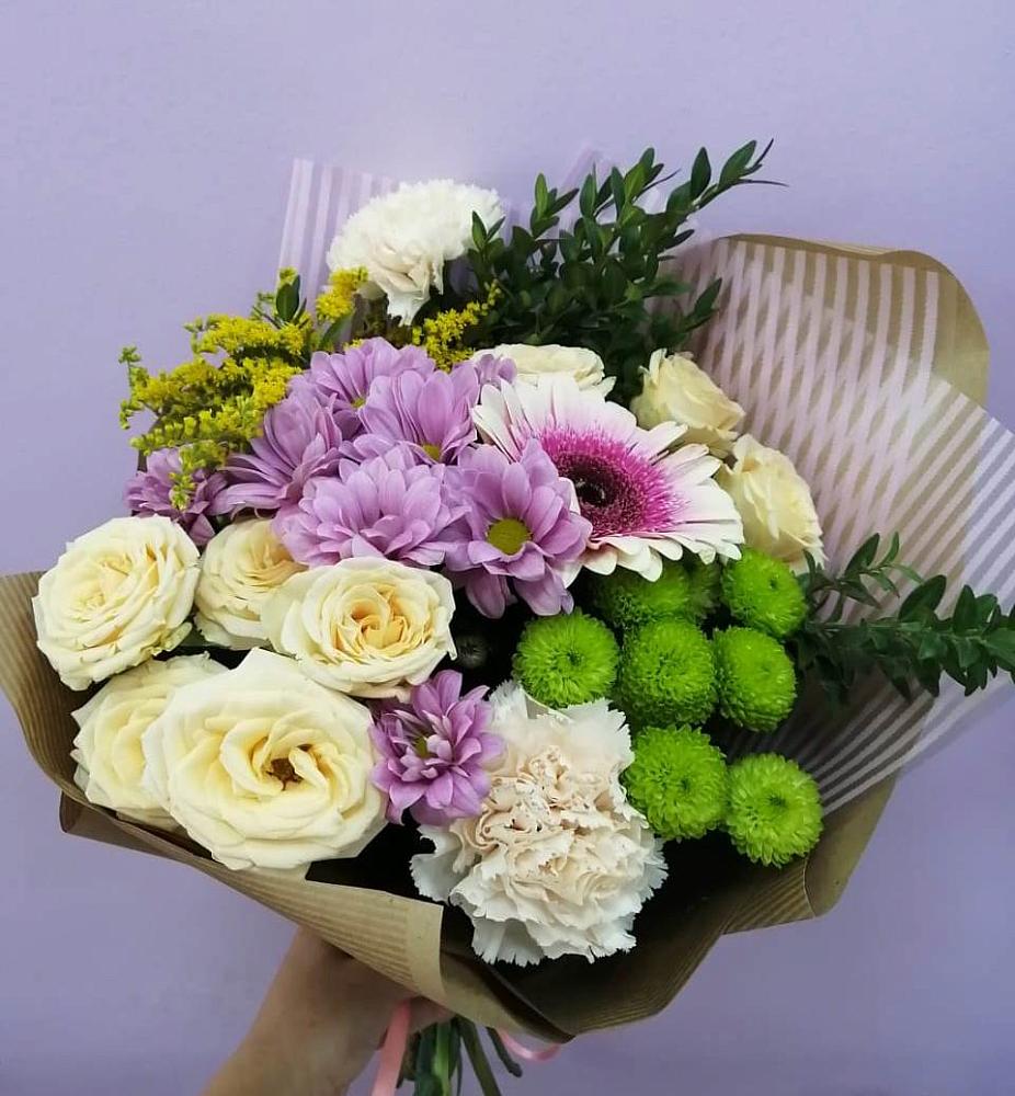 Букет цветов из: Хризантемы, Розы, Гвоздики и Герберы в Баймаке