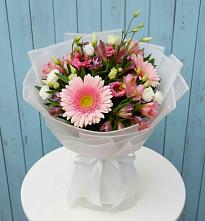 Букет цветов из:  Герберы, Альстромерии и Лизиантусы в Баймаке