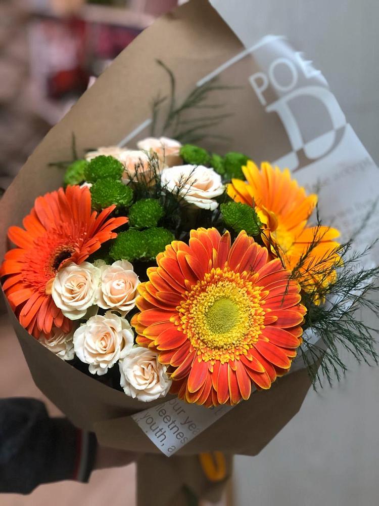 Букет цветов из: Герберы, Хризантемы и Розы в Баймаке