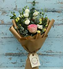 Букет цветов из:  Розы и Лизиантусы в Баймаке