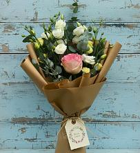 Букет цветов из:  Розы и Лизиантусы в Баймаке